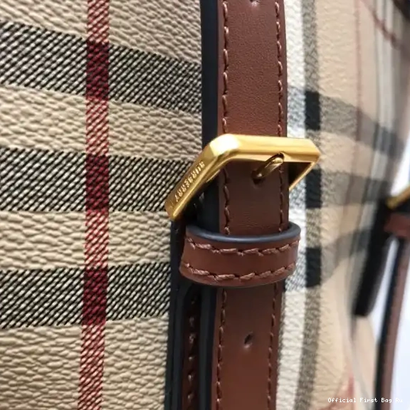 Official First Bag Ru BURBERRY Bag Tote 0610